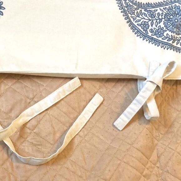 POTTERY BARN Rayna Pillow Covers with Ties Linen Cotton Paisley Design STANDARD - Picture 8 of 8